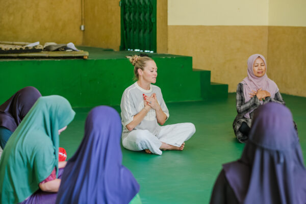 Relaxation Session Guided by a Volunteer