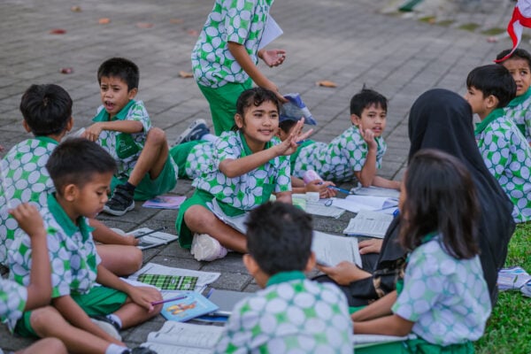 Outdoor Learning for Grade 3 Students