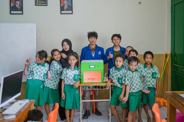 Learning About Nutrition with “Si Gizi”